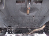 【外装】下廻り 目立ったキズ・凹み・大きなサビもなく良好です。