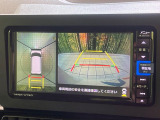 【パノラマモニター】専用のカメラにより、上から見下ろしたような視点で360度クルマの周囲を確認することができます☆死角部分も確認しやすく、狭い場所での切り返しや駐車もスムーズに行えます。
