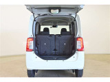 荷物が積めない・・・そんな心配は不要です!十分なスペースを確保してあります。シートを倒せばさらに大きな荷物も積めますよ♪