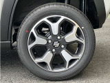 純正ホイールを装着しております。車両に関してのご質問は、スタッフまでお気軽にお問合せ下さい!TEL:0439-88-6662