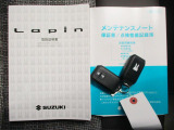 ブルーのスマートキーをセットでご用意しました。取扱説明書、メンテナンスノート付で安心。