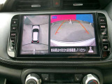 バックカメラと、アラウンドビューモニターも搭載されておりますので、駐車時に便利です☆