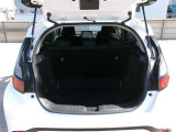 ラゲッジスペースは十分な広さを確保しています。日常のお買い物にも大活躍!積み下ろしも楽々ですよ。