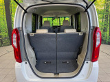 普段のお買い物や通勤、送迎等に十分な荷室スペースを確保しております。セカンドシートを倒すと、大きな荷物の積載も可能です♪