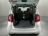 リアシートを倒すと、ラゲッジスペースを広くお使いいただけます!