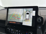 バックガイドモニターで、後方を確認しながら安心して駐車することができます。運転初心者も熟練者も必須の機能ですよ!