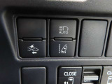 先進安全機能で毎日の安心ドライブをサポートするトヨタセーフティーセンスを装備しています。