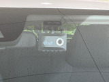 【ドライブレコーダー】ドライブレコーダー装備!走行中はもちろん、あおり運転や事故に遭遇した際、映像で記録し、万一のリスクに備えます。※記録用SDカードはお客様ご自身でご準備いただく必要があります。