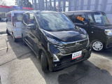 カラーがブラックで引き締まって見えますね!!
