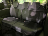 3列目シートはもちろん状態良好☆大人でもゆったりと座って頂けますので、大人数でのお出かけもラクラクです♪ご家族で、気の知れた仲間で、ドライブに行くのが楽しみですね♪