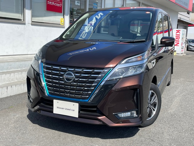 セレナ 1.2 e-POWER ハイウェイスターV 