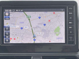 多機能ナビゲーションがあなたをしっかり目的地までサポートします。スマホのナビとは自車位置精度が違います。純正ナビなら保証も対象で安心です。