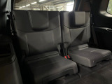 3列目シートはもちろん状態良好☆大人でもゆったりと座って頂けますので、大人数でのお出かけもラクラクです♪ご家族で、気の知れた仲間で、ドライブに行くのが楽しみですね♪