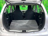 普段のお買い物や通勤、送迎等に十分な荷室スペースを確保しております。セカンドシートを倒すと、大きな荷物の積載も可能です♪