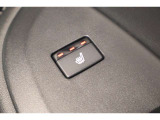シートヒーターは後部座席にも装備されております!