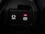 安全性を高める、電動パーキングブレーキ、オートブレーキホールド機能も付いています。