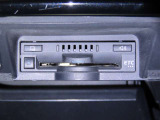 ナビ連動のETCを装備しております。