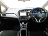 Honda車が初めての方にも扱いやすく分かりやすいインパネ周りと各種スイッチ類です。