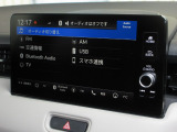 ナビゲーションはホンダコネクトディスプレイを装着しております。AM、FM、Bluetooth、フルセグTVがご使用いただけます。初めて訪れた場所でも道に迷わず安心ですね!