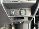 【運転席操作部】『運転席周辺の装備』の画像になります。快適なドライブを楽しむための機能が装備されています!運転席から触れるので使いやすいです!