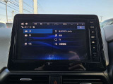 純正ナビゲーションになりマップ機能はもちろん、音楽もBluetooth接続で楽しいドライブができます。