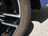 フロントタイヤ 225/45R18