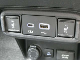 USB入力端子にシートヒーターと必需品も充実!!