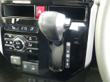 インパネシフトで、操作性・視認性もバッチリです。
