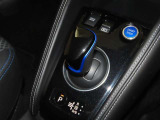 軽い力でシフトチェンジができる「エレクトロシフトマチック」を装備しております。