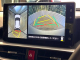 【パノラミックビューモニター】専用のカメラにより、上から見下ろしたような視点で360度クルマの周囲を確認することができます☆死角部分も確認しやすく、狭い場所での切り返しや駐車もスムーズに行えます。