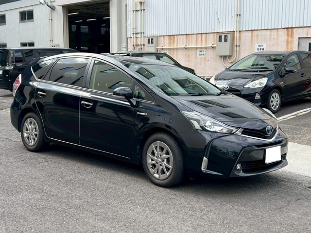 プリウスα 1.8 S チューンブラックII 
