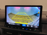 【バックカメラ】リバースにするだけで映ります、後方の安全確認や、狭い駐車場での車庫入れ、雨の日や夜間など視界の悪い時に便利です!安全にバックする為には欠かせない装備です。