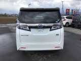 オイル交換は愛車のエンジンコンディションを保つために必要不可欠なメンテナンスとなってきます。長く愛車とすごすために3,000ー5,000km(車種により)での交換をおすすめします。