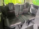 3列目シートはもちろん状態良好☆大人でもゆったりと座って頂けますので、大人数でのお出かけもラクラクです♪ご家族で、気の知れた仲間で、ドライブに行くのが楽しみですね♪