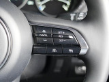 前走車両の速度に合せて、自車の速度を調整できる「MRCC(マツダレーダークルーズコントロール)」を装備しています。