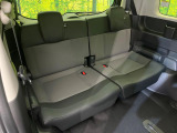 3列目シートはもちろん状態良好☆大人でもゆったりと座って頂けますので、大人数でのお出かけもラクラクです♪ご家族で、気の知れた仲間で、ドライブに行くのが楽しみですね♪