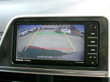 バックモニター付きですので、日常の駐車はもちろん、人や障害物などを映像で確認できるので安心です!(補助装置になりますので、目視でもご確認ください)