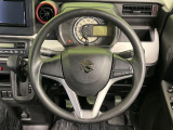 ステアリングも使用感が少なく、きれいな状態となっております♪