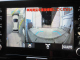 パノラミックビューモニター付きです。車両を上から見たような映像をディスプレイオーディオ画面に表示。運転席からの目視だけでは見にくい、車両周辺の状況をリアルタイムでしっかり確認できます。