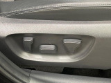 【パワーシート】スイッチ一つで簡単にシートの微調整が可能!電動だから力もいりません!快適なシートポジションにセットして、快適なドライブをお楽しみください。