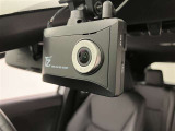 ドライブレコーダー付き!これなら万が一の際も録画されているので安心ですね!