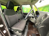 運転席シート廻りは使用感も少なく、良好な状態となっています。丁寧に使われていたことがよくわかりますね。