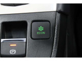ECONボタンで低燃費モードに☆☆☆ECONスイッチを上手に使ってエコドライブ♪♪環境にもお財布にも優しい装備です☆☆☆