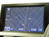 メーカー装着のナビを装備しております。
