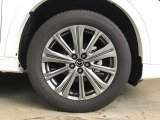 アルミホイール付です。オシャレは足元から♪