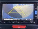 バックカメラも装備しております。車庫入れの苦手なお客様も安心!重宝してくれます!