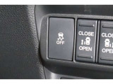 ホンダセンシング装備!衝突軽減ブレーキや誤発進抑制装置装備!この他にも先進の安全機能を多く搭載しております!安全に安心にお乗り頂き快適なカーライフをお楽しみ下さい!