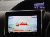 バックガイドモニターを装備しています、車庫入れもラクラクです。