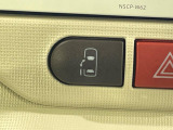 【パワースライドドア】スマートキーや運転席のスイッチでスライドドアの開閉が可能♪電動だから力を入れてドアを開ける必要が無く、小さいお子様でも、重い荷物を持っている時もラクに開け閉めできます♪