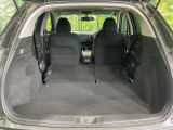 後席を格納すると、これだけの広さが!シーンに合わせたシートアレンジで、大きな荷物も積むことが出来ます♪